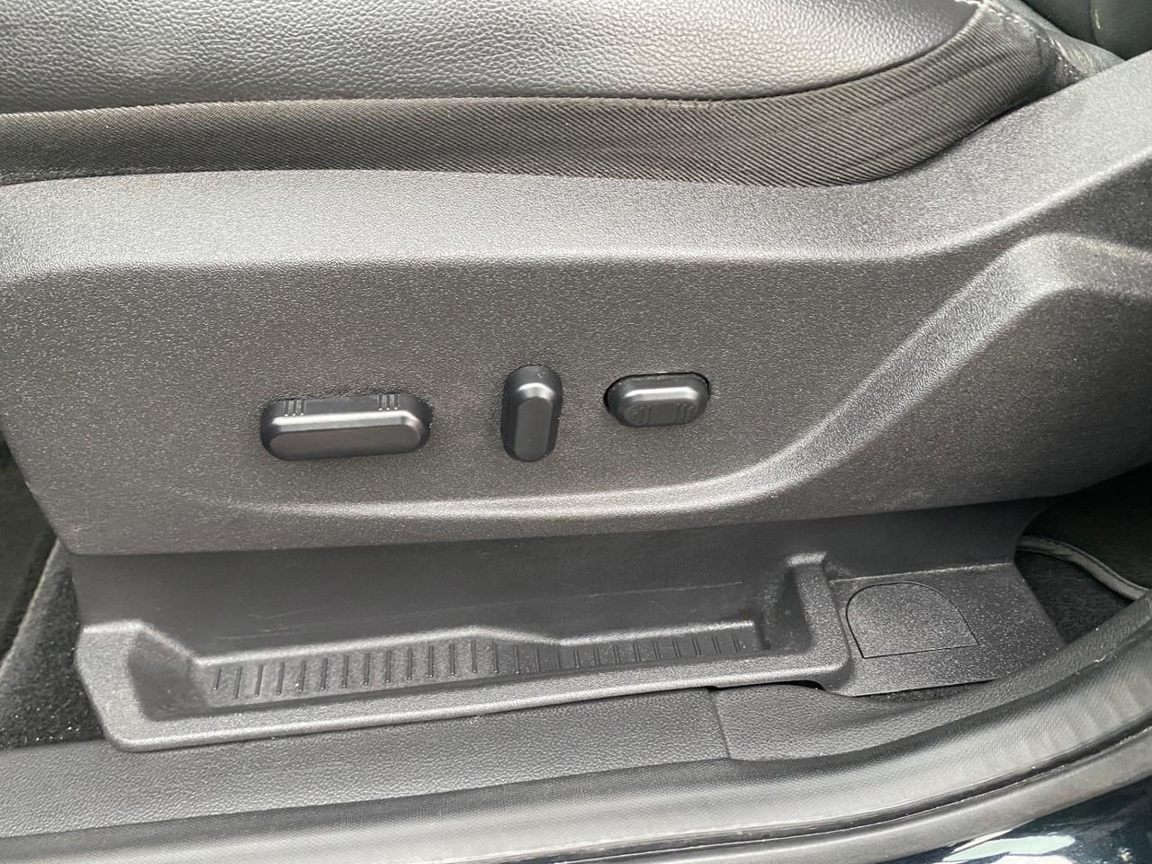 Ford Kuga 2.0 TDCI 163 CV 4WD Powershift Titanium