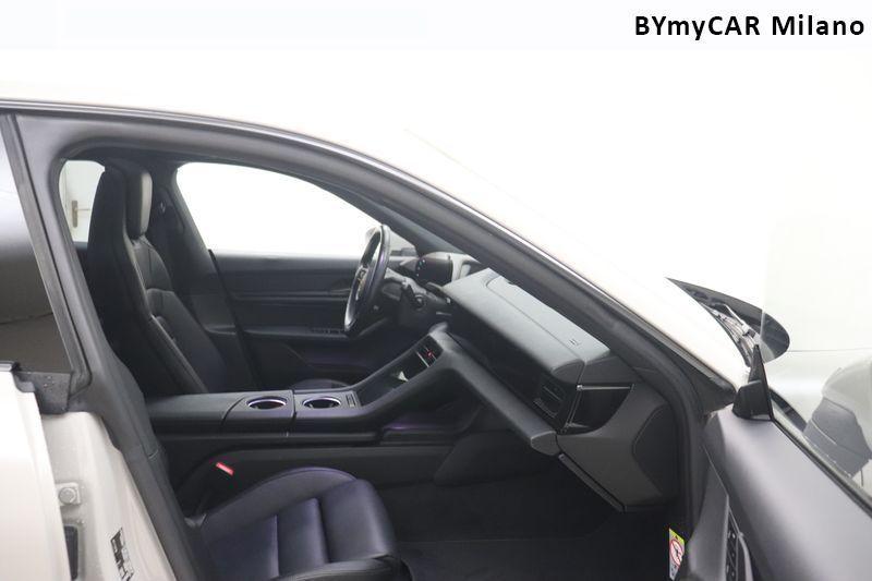 Porsche Taycan Cross Turismo 4S CVT