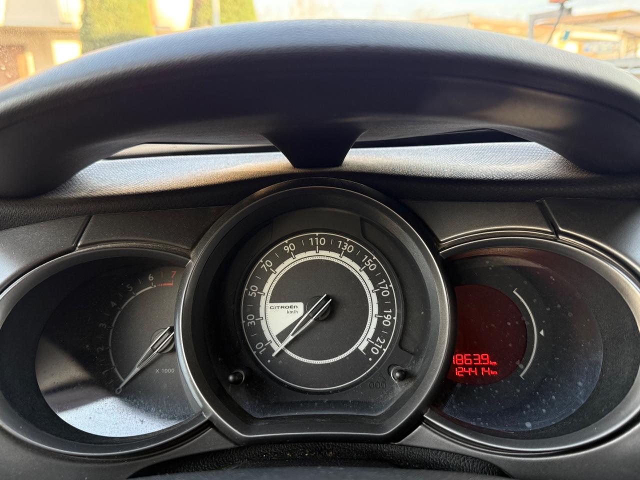 Citroen C3 1.2 BENZINA 82 CV NEOPATENTATI 2015