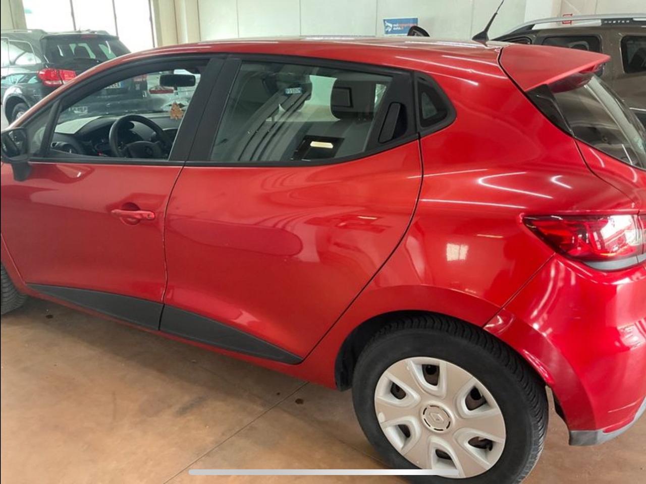 Renault Clio 1.2 75CV 5 porte Wave