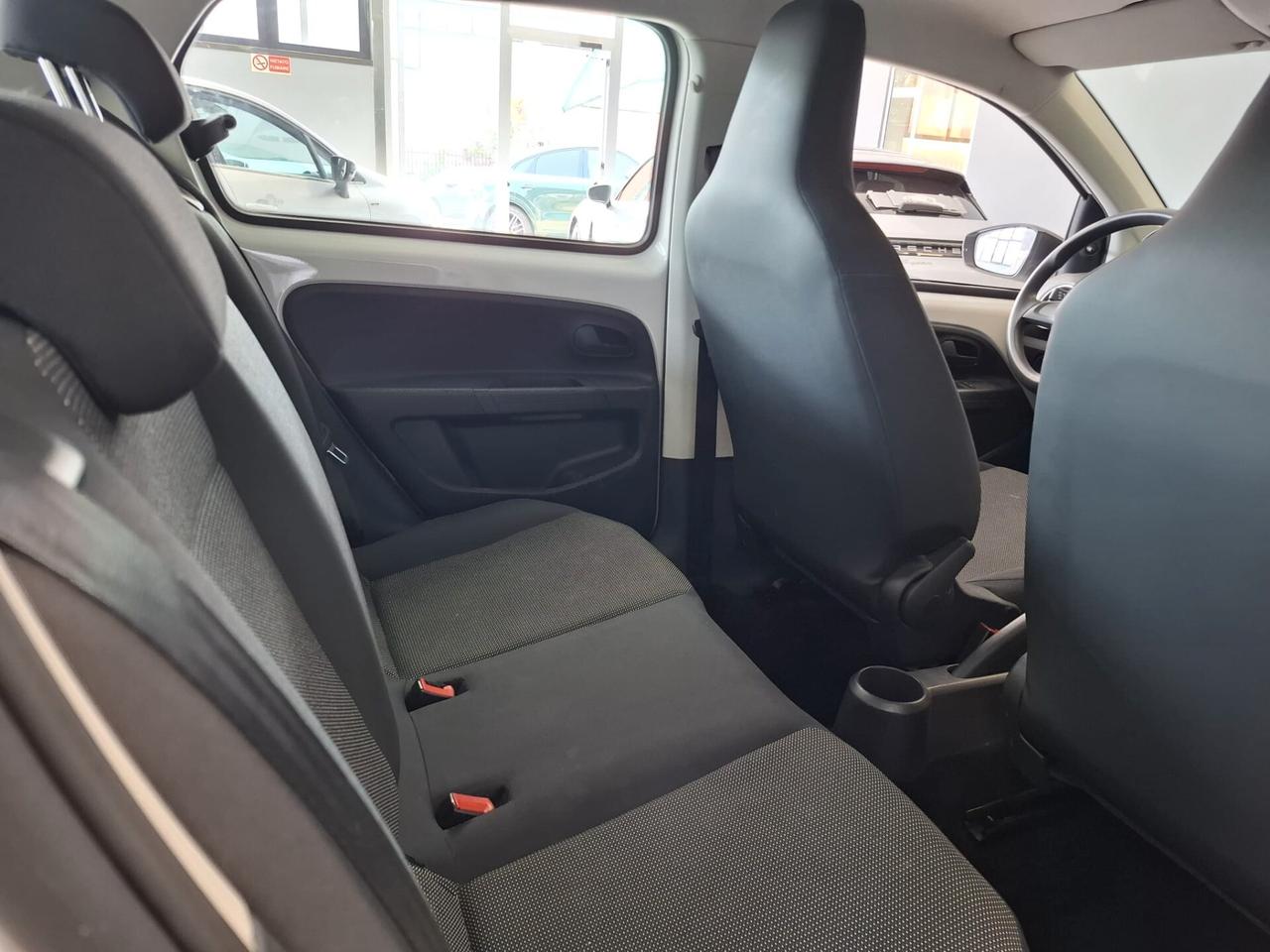 Volkswagen up! Benz/Metano Manuale