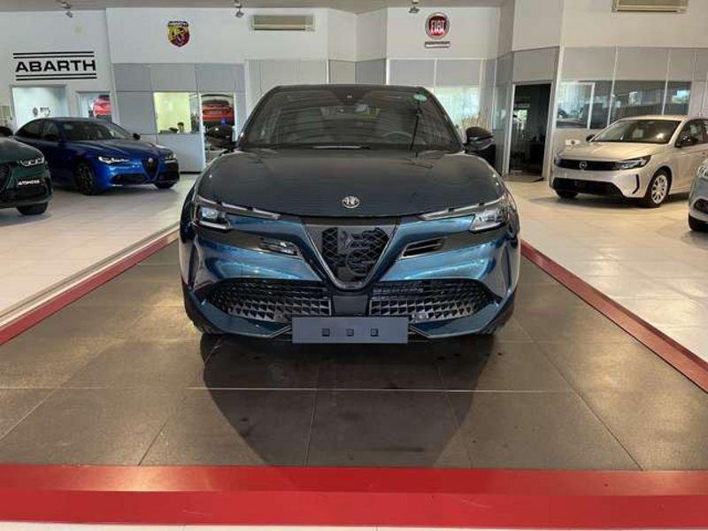 Alfa Romeo Junior BEV elettrica Speciale
