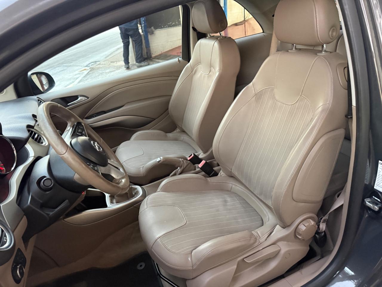 Opel Adam 1.2 70 CV Jam