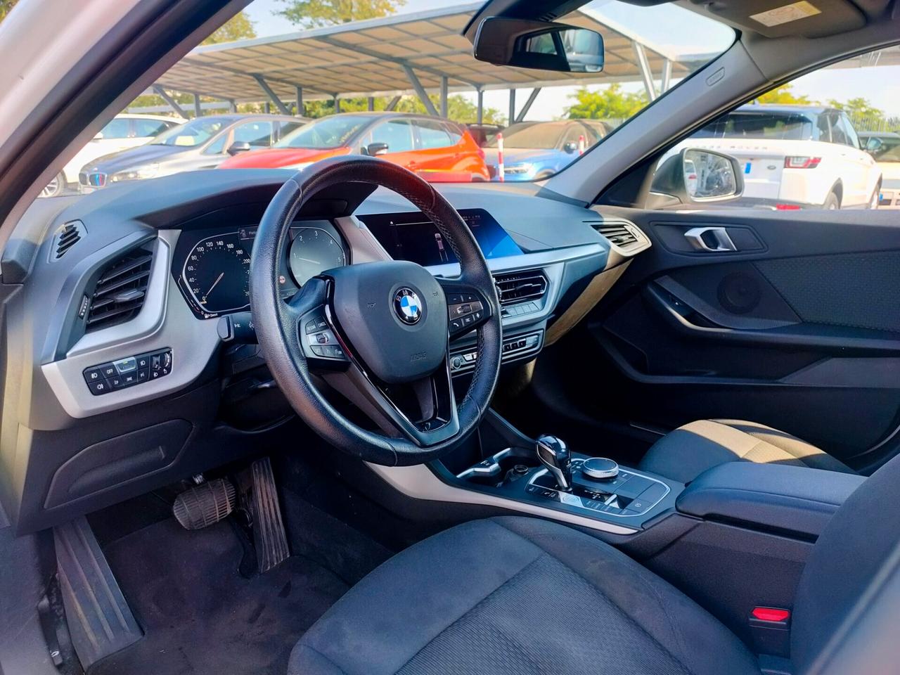 Bmw 116 116d 5p. Business Advantage NEOPATENTATI IVA DEDUCIBILE