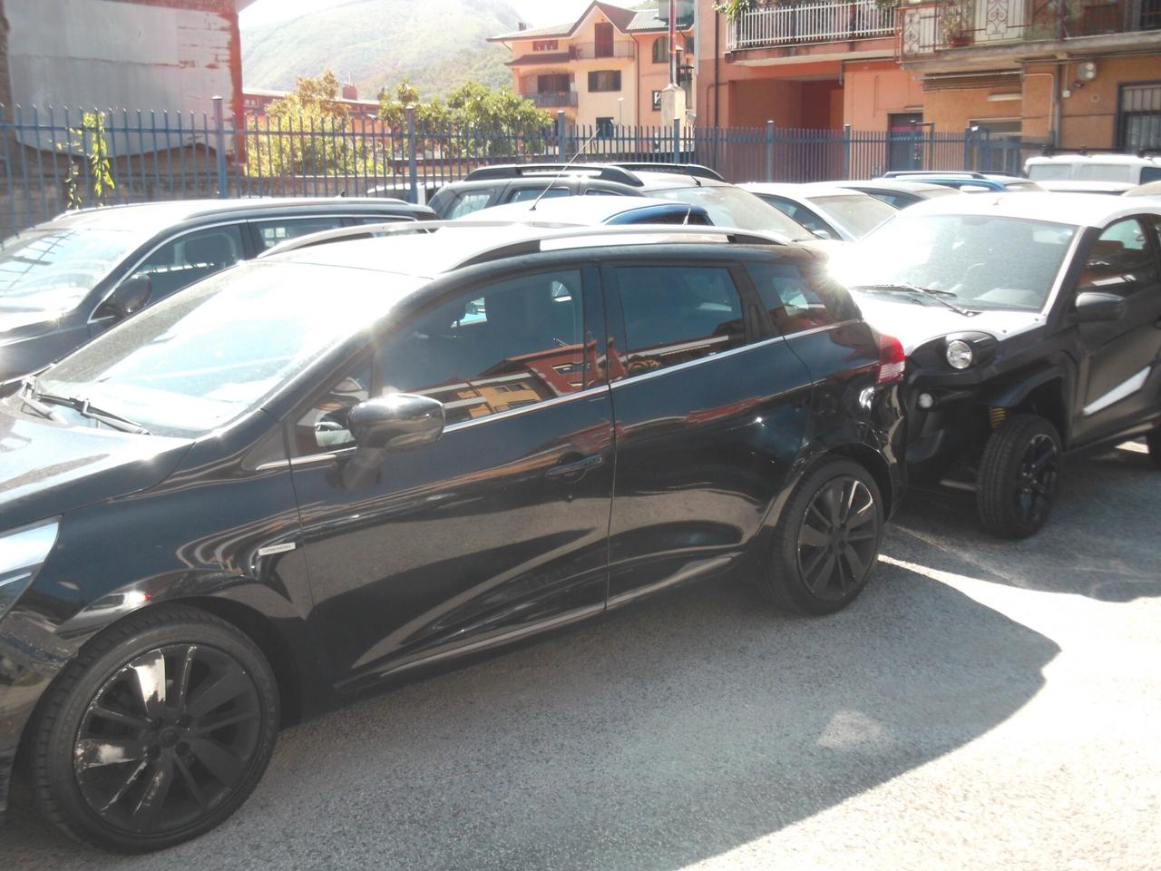 Renault Clio Sporter 1.5 dCi 8V 90CV Costume National - 28