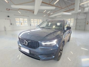 VOLVO XC40 T4 PLUG-IN HYBRID AUTO RECHARGE R-DESIGN 5 PORTE SUV