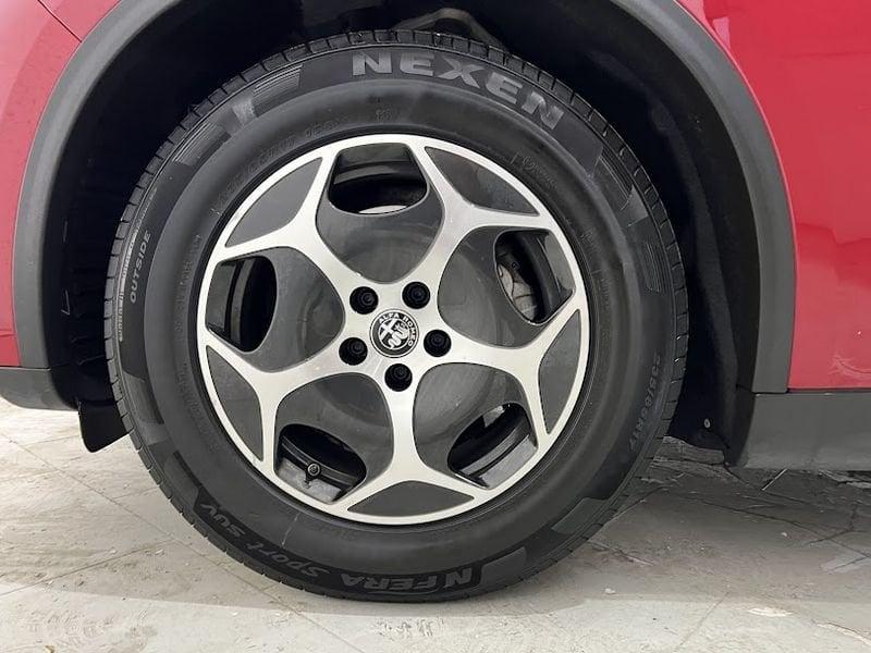 Alfa Romeo Stelvio 2.2 TD 160 CV BUSINNES AT8 RWD AUTOCARRO N1