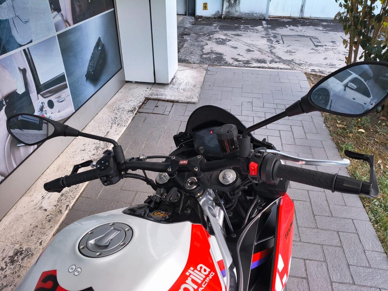 Aprilia Tuono 660 Factory