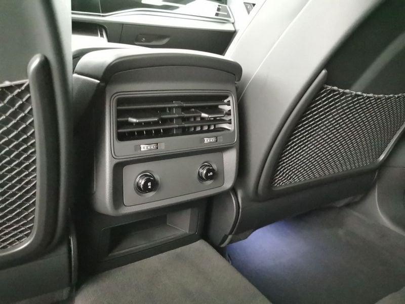 Audi Q8 3.0 tdi mhev S line edition quattro 286cv tiptronic