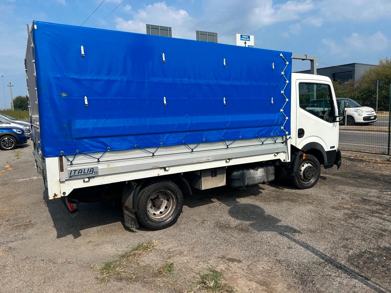 NISSAN CABSTAR ANNO 2011 2.5 DIESEL 110 CV