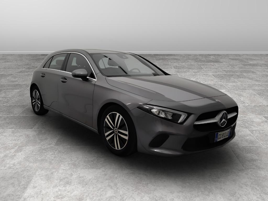 Mercedes-Benz Classe A - W177 2018 - A 180 d Sport auto