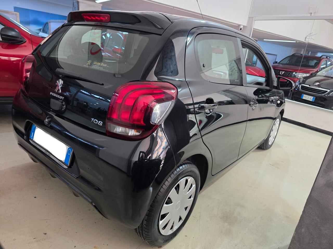 Peugeot 108 1.0 AUTOMATICA 68cv