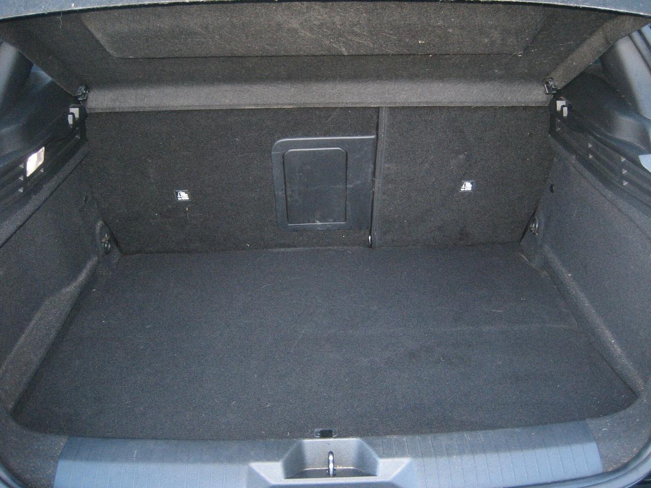 Opel Astra 1.6 Plug-in Hybrid 180 CV AT8 Business Elegance