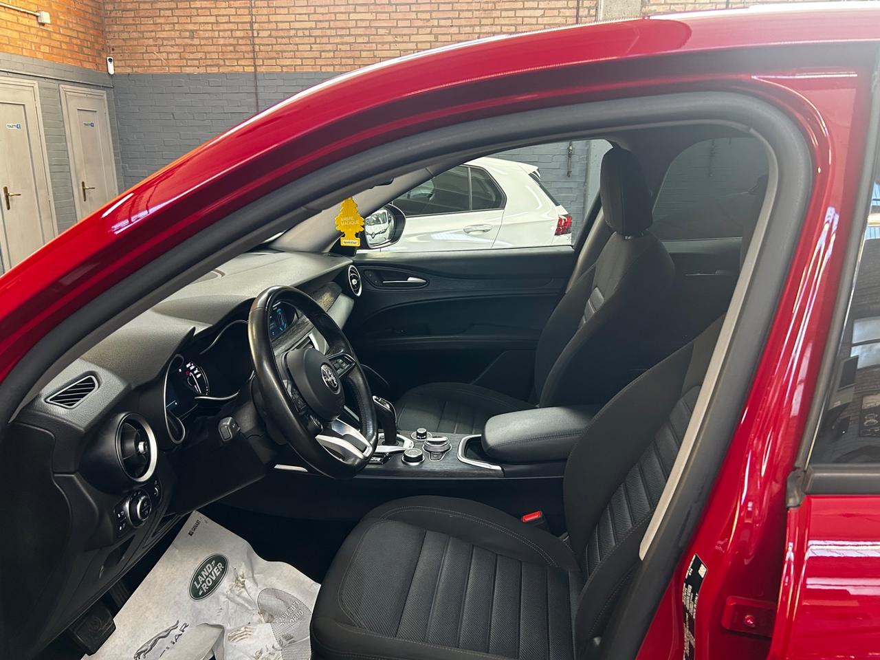 Alfa Romeo Stelvio 2.2 Turbodiesel 160 CV AT8 RWD Business