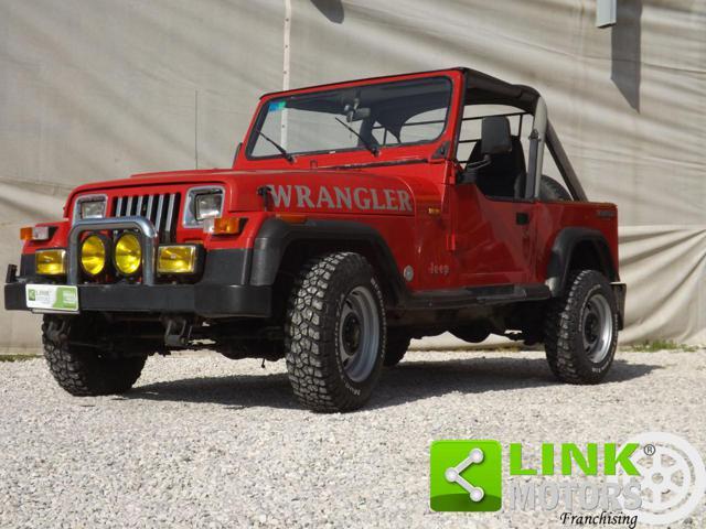 JEEP Wrangler 2.5 Laredo in ordine di carrozzeria e meccanica
