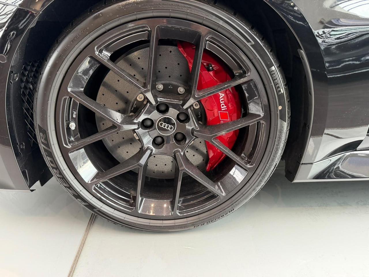 Audi RS5 PERFORMANCE 639 CV TOTAL BLACK