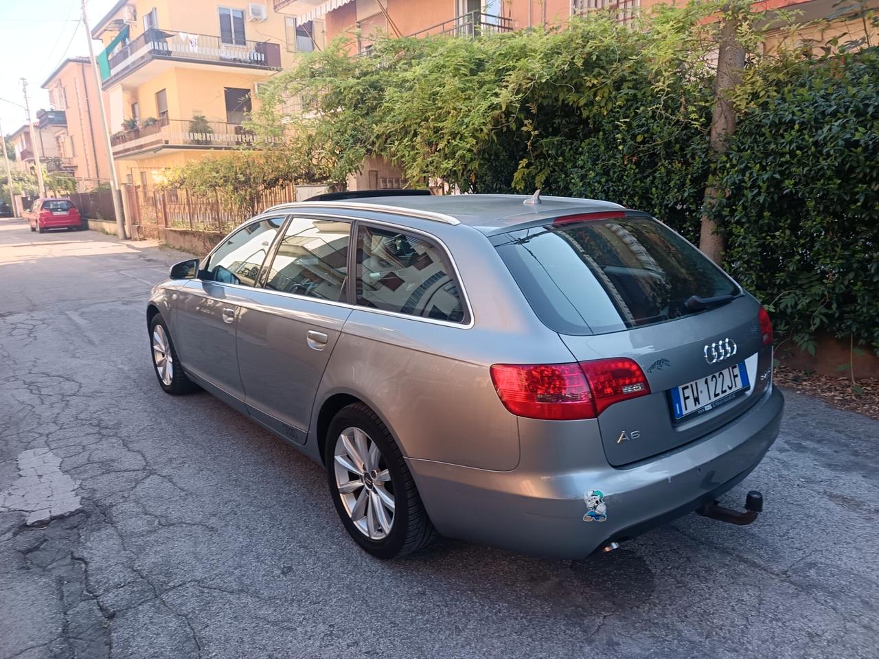Audi A6 Avant 2.7 V6 TDI F.AP. Con gancio traino