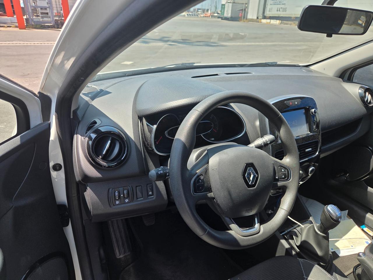 Renault Clio dCi 8V 75 CV 5 porte Duel