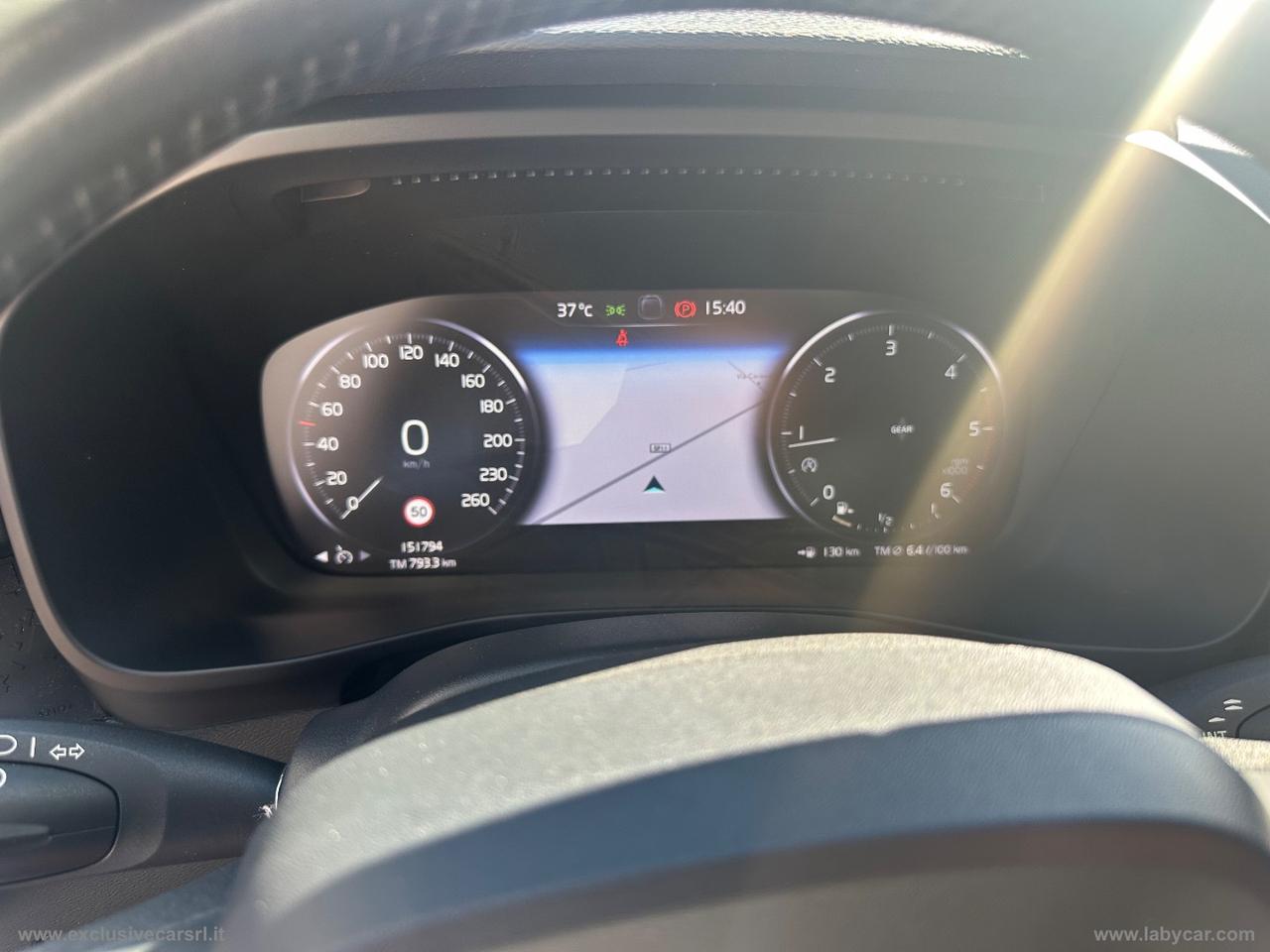 VOLVO XC40 D3 Business