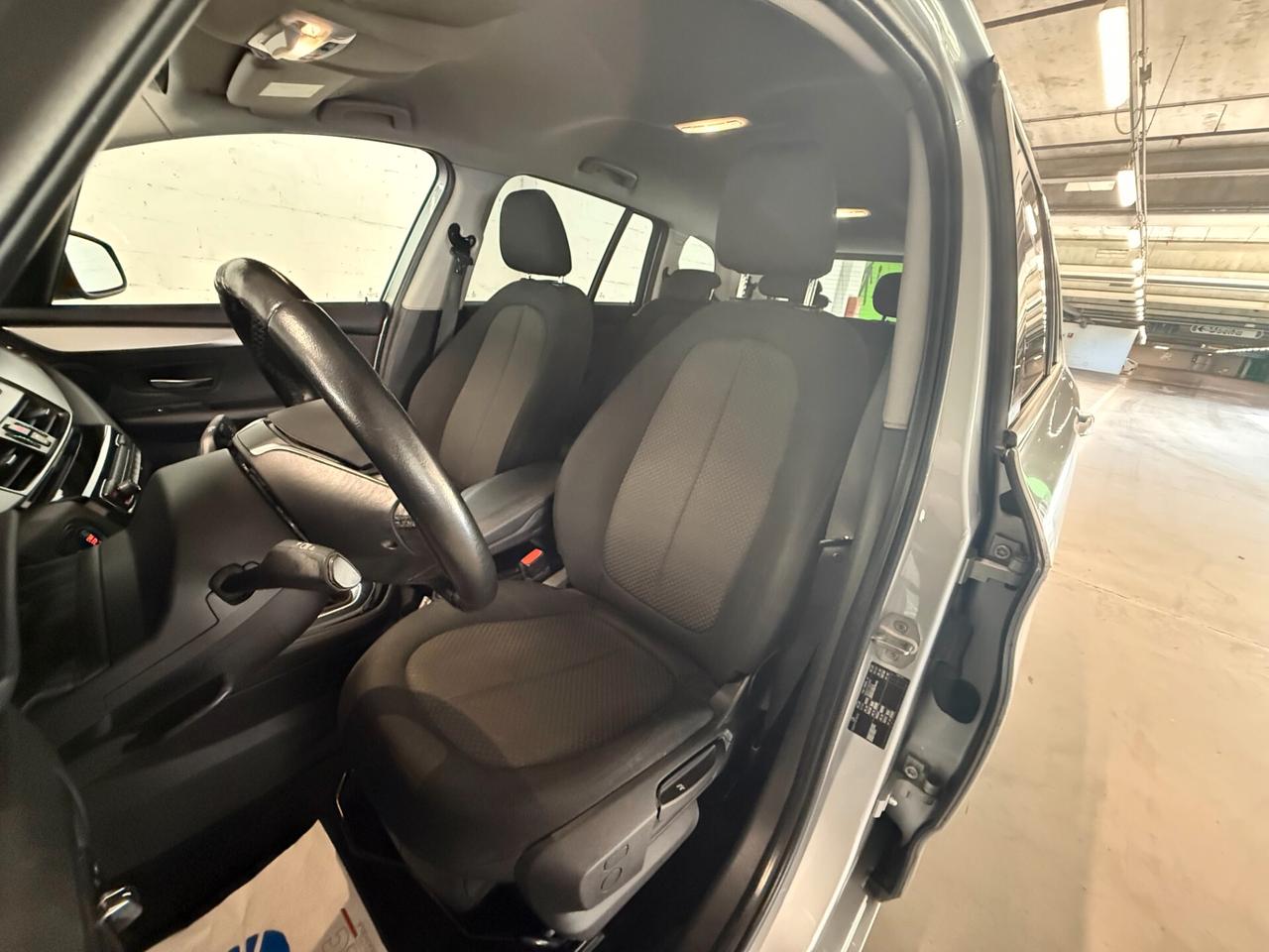 Bmw 2er Active Tourer 218d Luxury