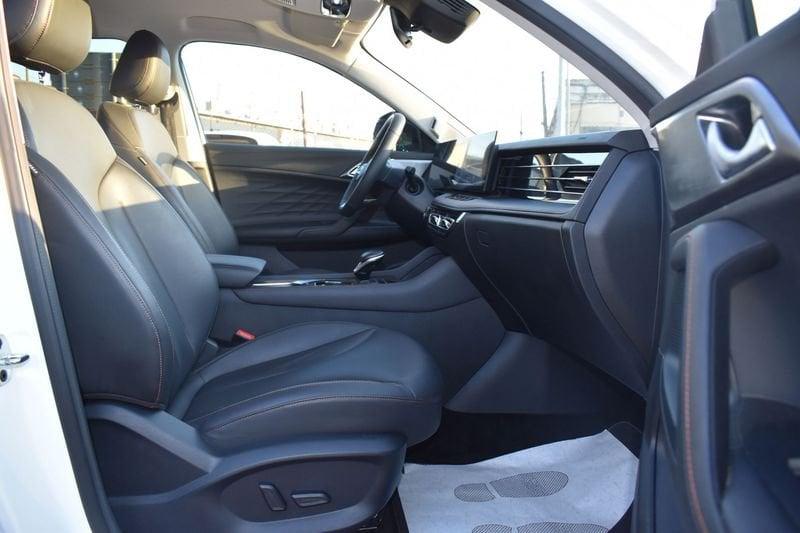 MG HS 1.5 T Luxury AT
