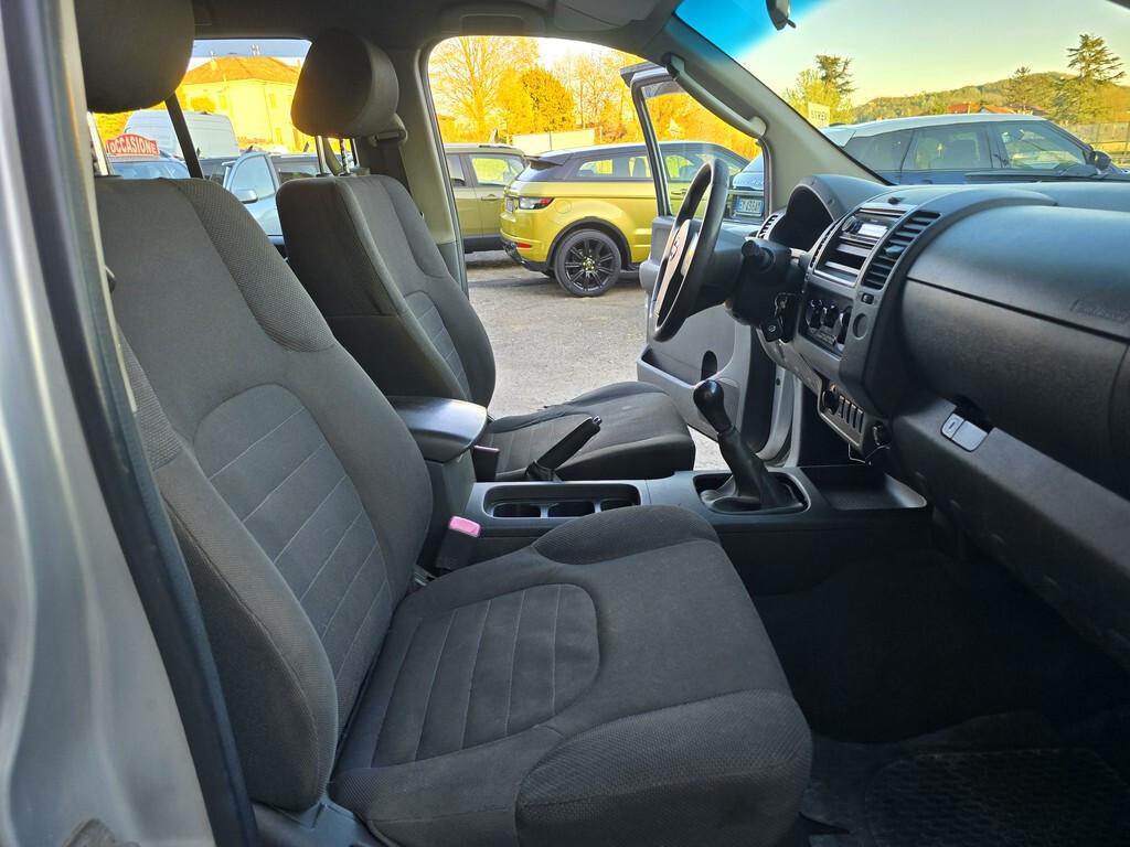 Nissan Navara 2.5 dCi 4 porte Double Cab SE