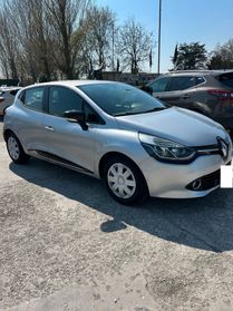 Renault Clio 1.2 benzina 75CV 5 porte Live OK NEO PATENTATI