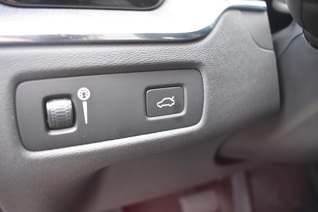 Volvo XC60 AWD Geartronic Bright Plus