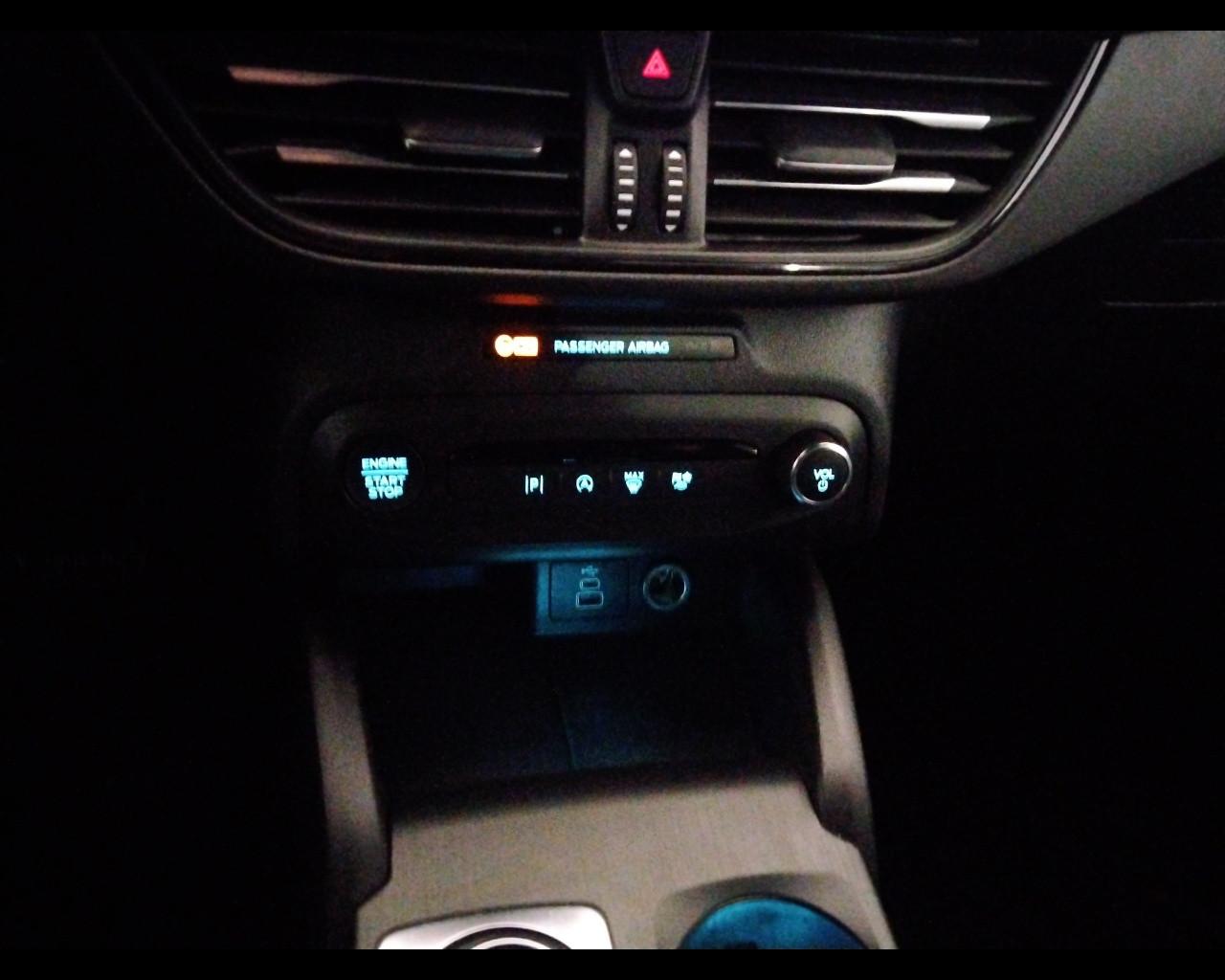 FORD Focus V 2022 SW - Focus SW 1.5 ecoblue ST-Line 115cv auto