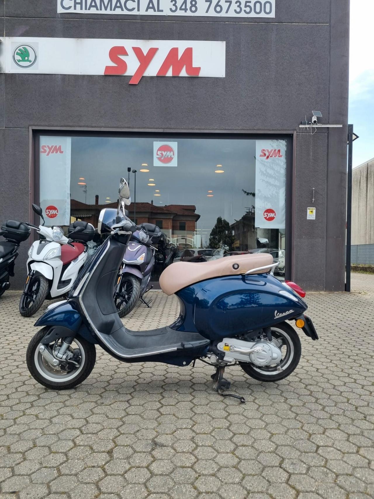 Vespa primavera 50