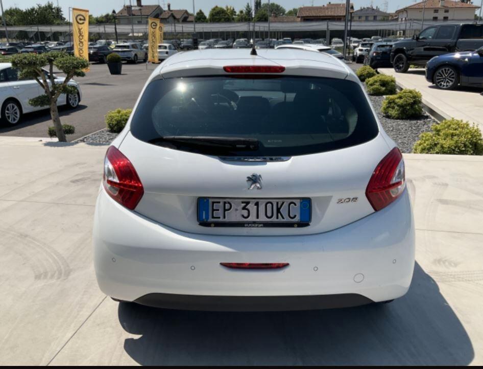 Peugeot 208 1.2 VTi 82 CV 5 porte Allure