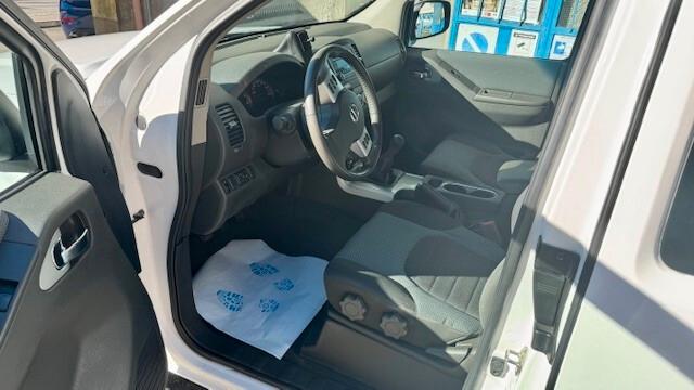 Nissan Navara 2.5 dCi 190CV 4 porte Double Cab LE Plus