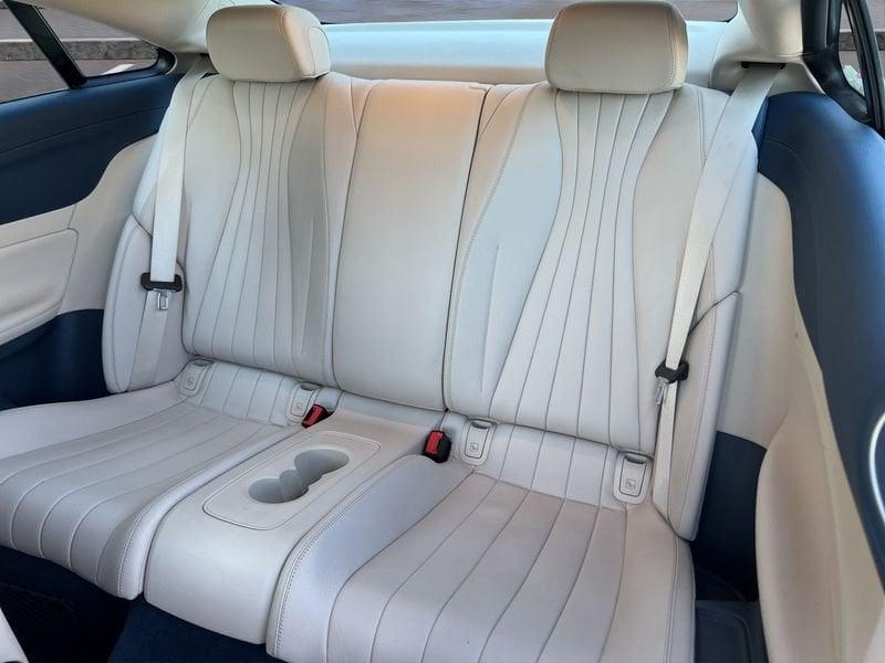 Mercedes-Benz Classe E Cpé E 220 d 4Matic Premium
