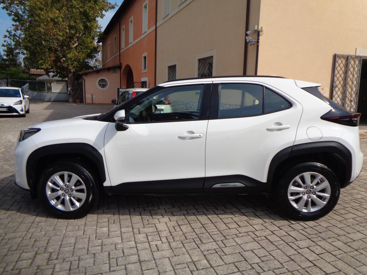 Toyota Yaris Cross 1.5 Hybrid 5p. E-CVT Active 115 CV NESSUN VINCOLO DI FINANZIAMENTO