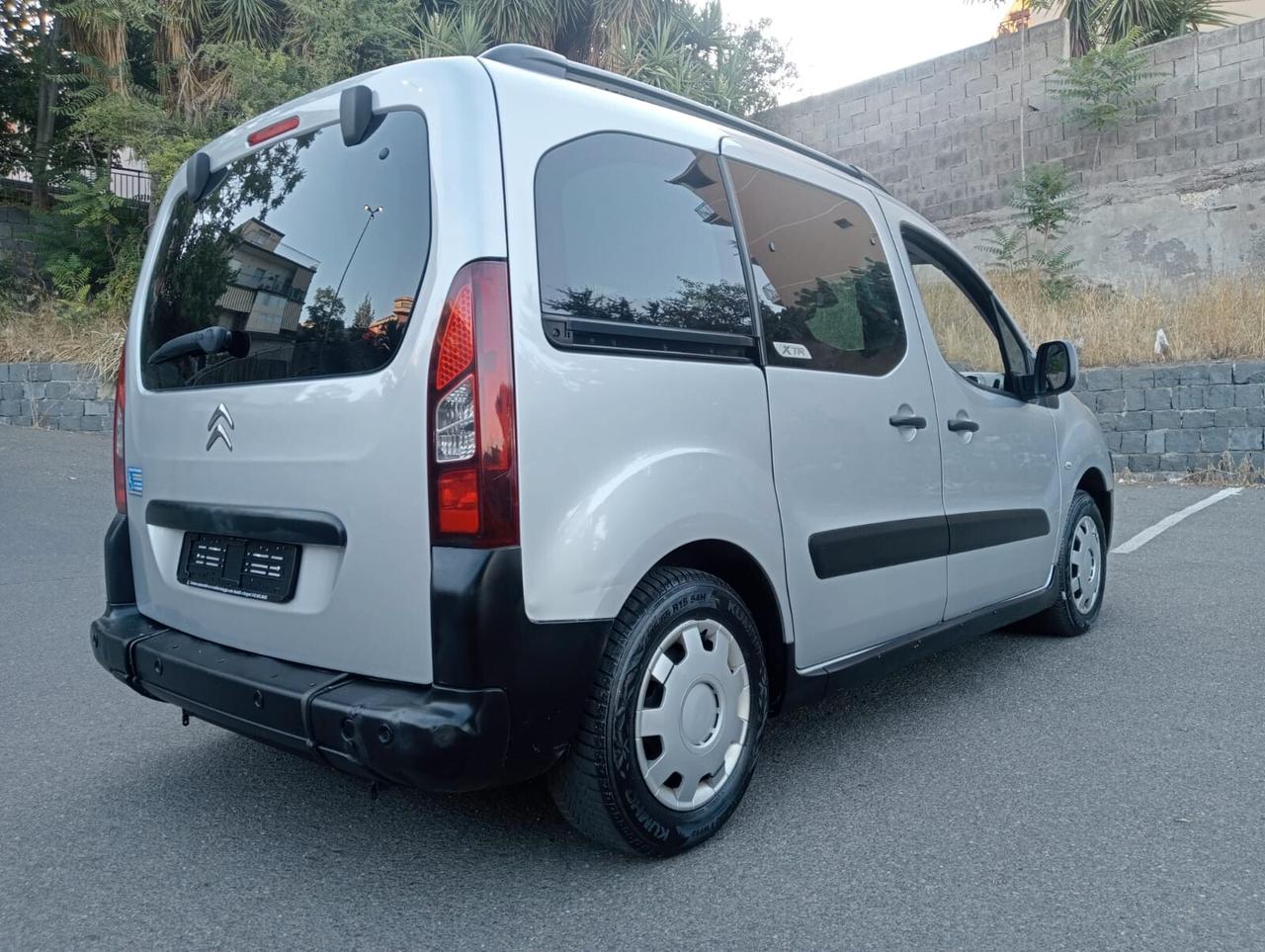 Citroen Berlingo ribassato rampa disabili