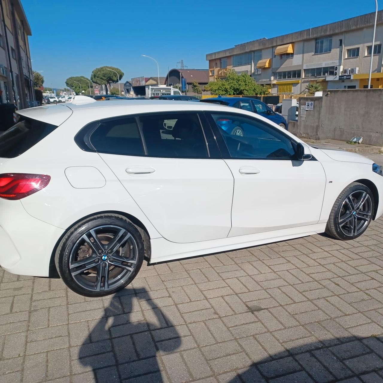 76558KM BMW SERIE 1 1.5 MSPORT AUTOM PERFETTO