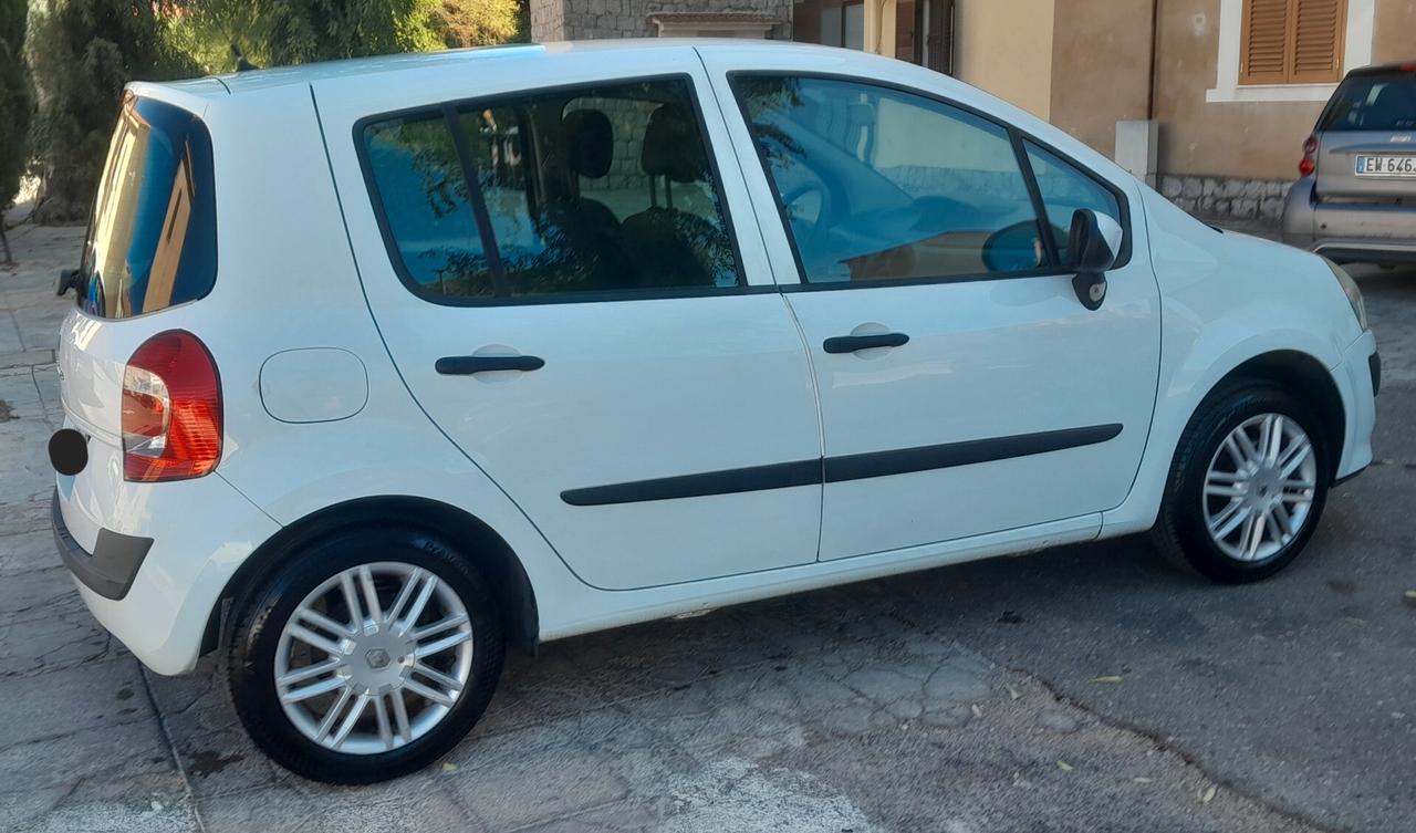 Renault Modus 1.2 16V Dynamique
