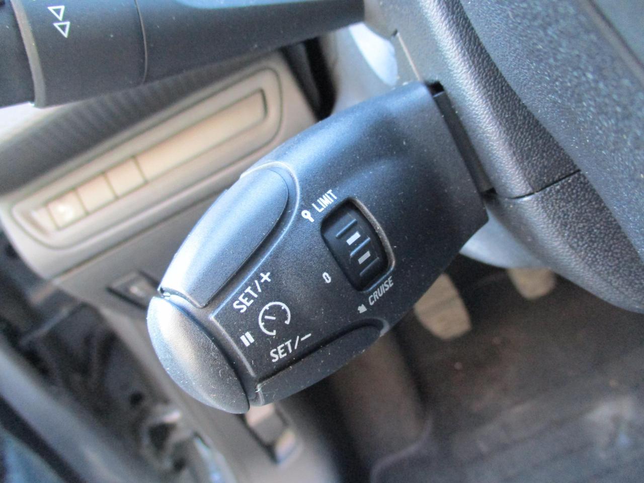 Peugeot 2008 1.2 puretech Active 82cv my16
