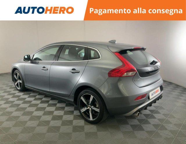 VOLVO V40 D2 R-design