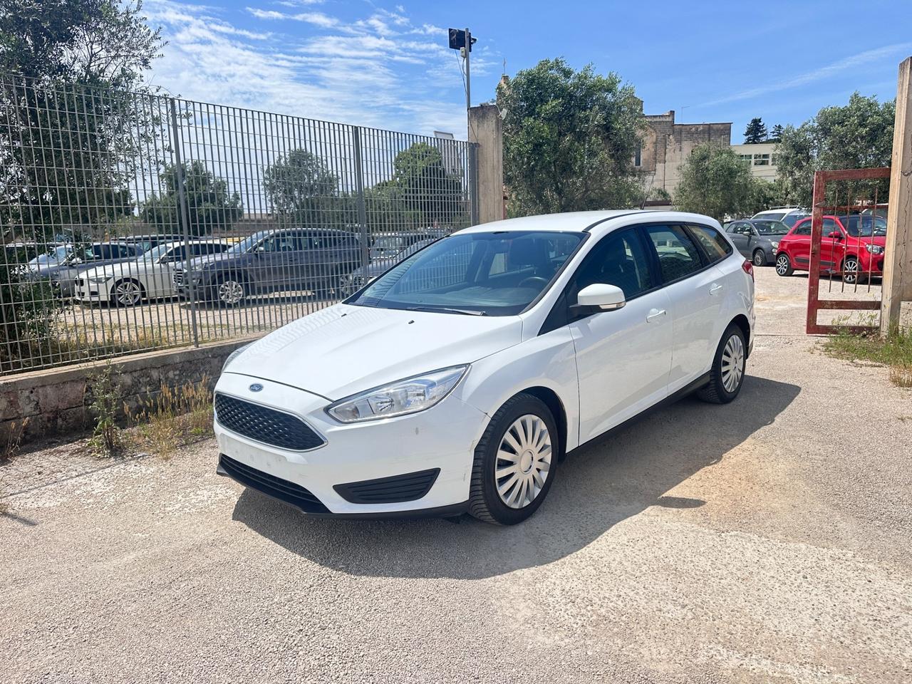 Ford Focus 1.5 TDCi 120 CV Start&Stop Business-2016