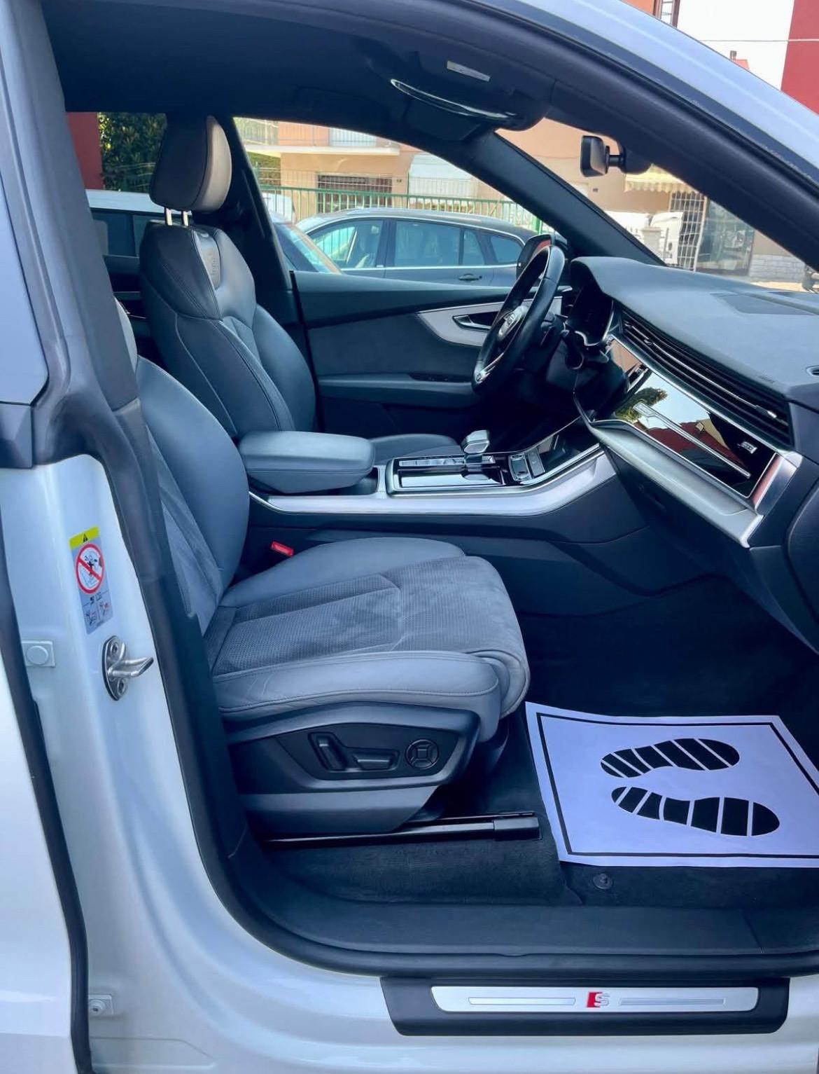 Audi Q8 50 TDI 286 CV quattro tiptronic Sport
