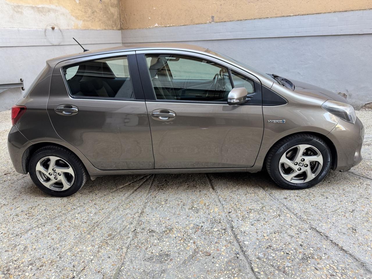 Toyota Yaris 1.5 hybrid - TUTTI TAGLIANDI TOYOTA