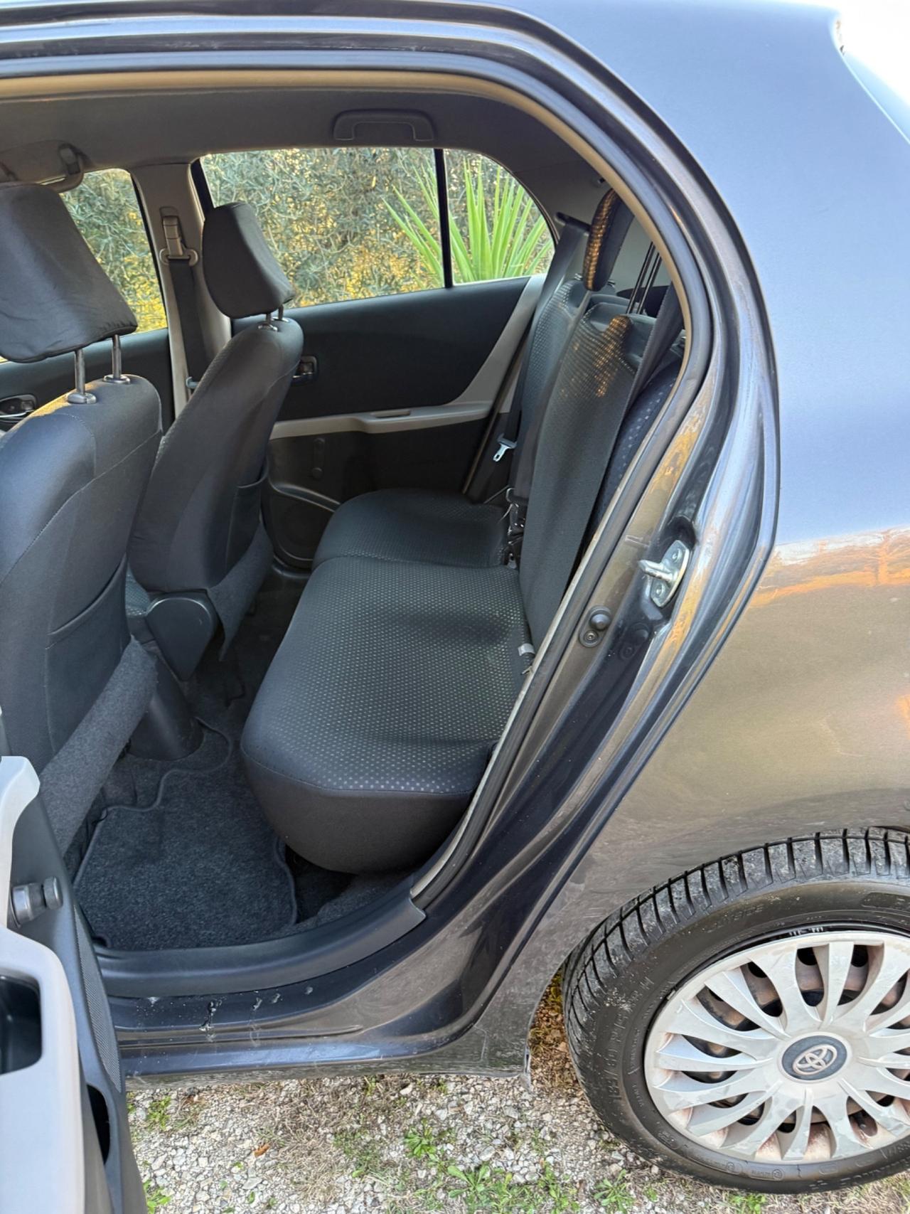 Toyota Yaris 1.4 D-4D DPF 5 porte