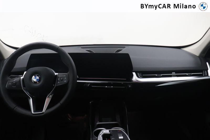 BMW X1 23 i Mild Hybrid 48V X-Line xDrive DCT