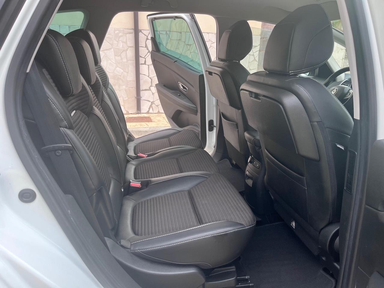 Renault Grand Scenic dCi 8V 110 CV EDC Energy Intens