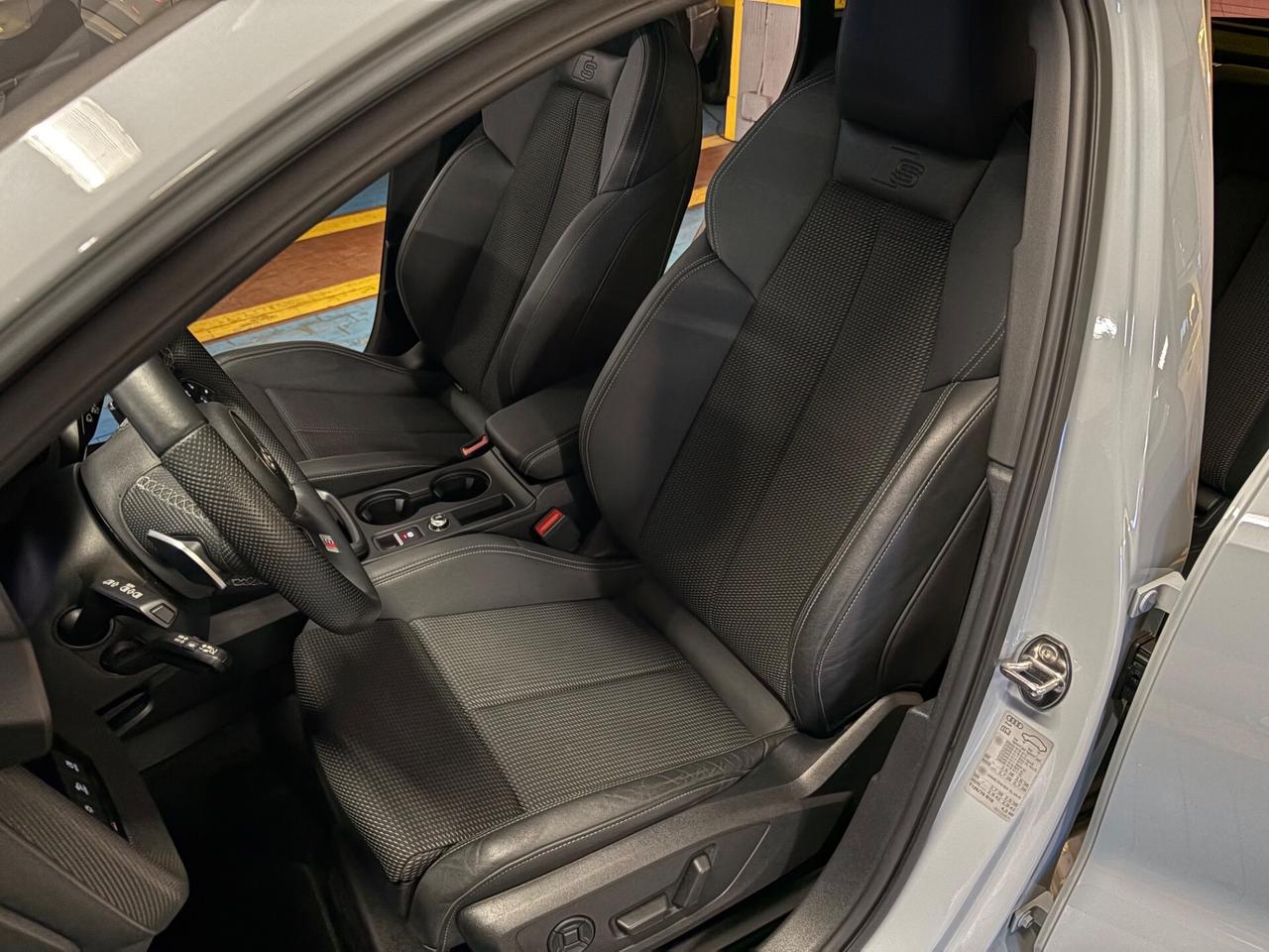 Audi A3 Sedan 35 TFSI S tronic line edition