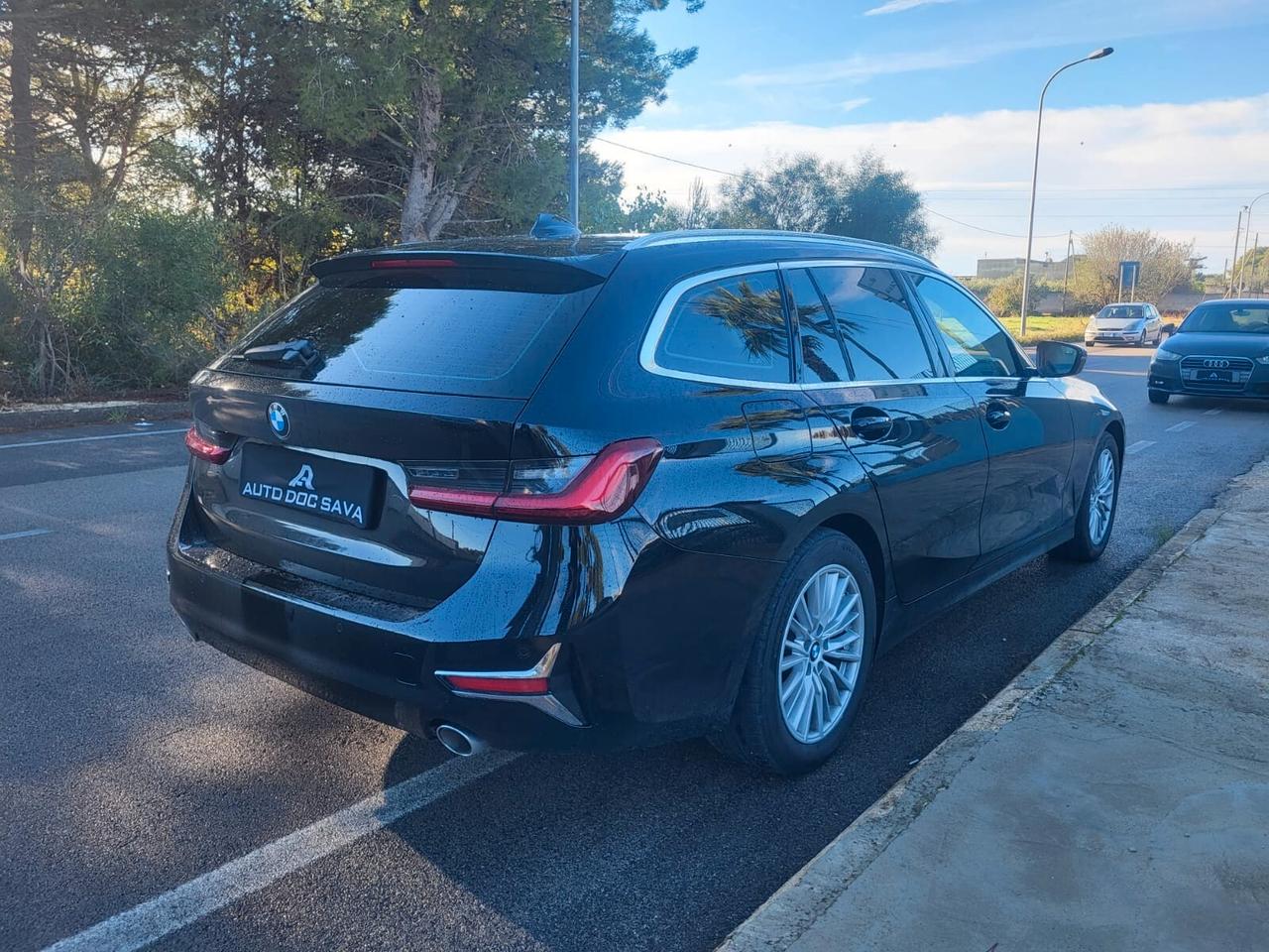 Bmw 318 D 48V Touring Luxury+Pelle+Vetri Oscurati...