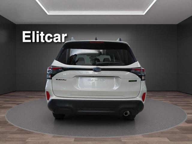 SUBARU Forester 2.0 e-Boxer MHEV CVT Lineartronic 4dventure