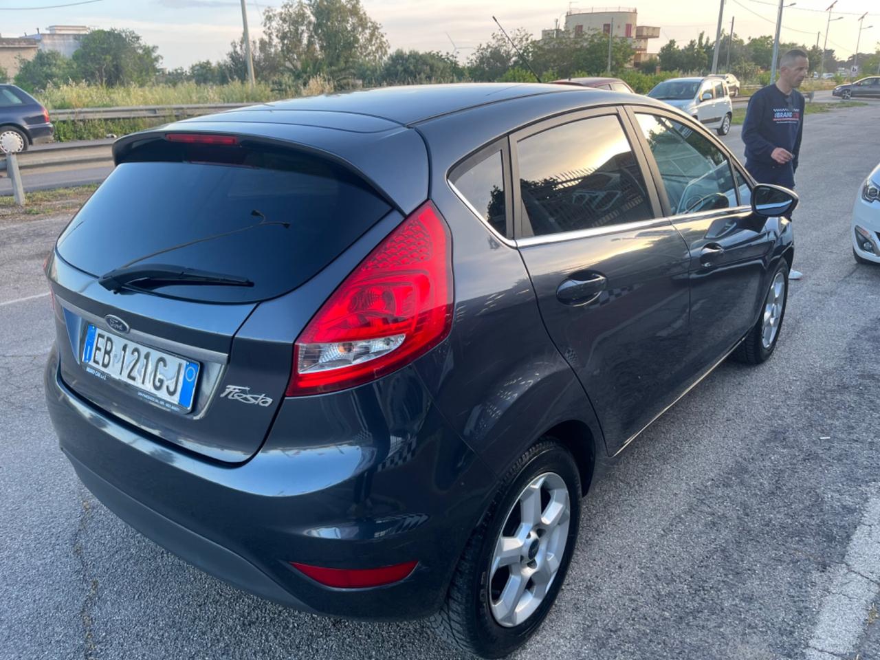 Ford Fiesta 1.4 5 porte Bz.- GPL Titanium Unipro 2010