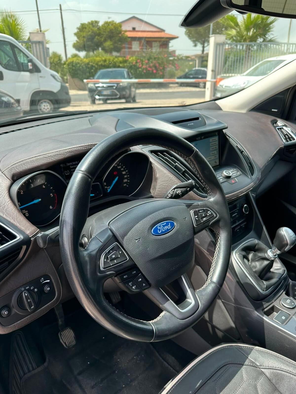 Ford Kuga 2.0 TDCI 150 CV S&S 4WD Vignale